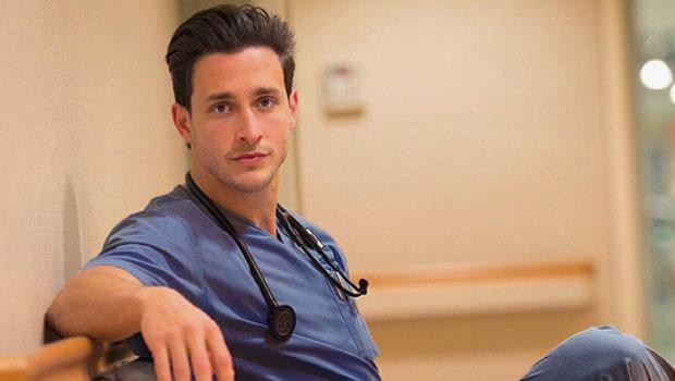 Seksi doktordan hayır kampanyası