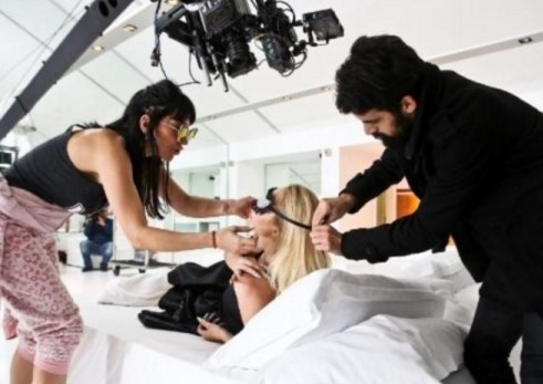 Hande Yener'e 30 bin dolarlık hediye