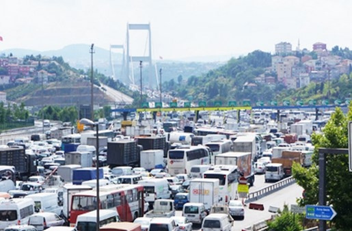 Bugün İstanbul'da bu yollar kapalı!