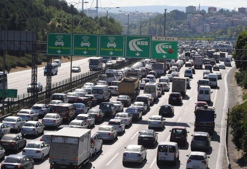 Bugün İstanbul'da bu yollar kapalı!