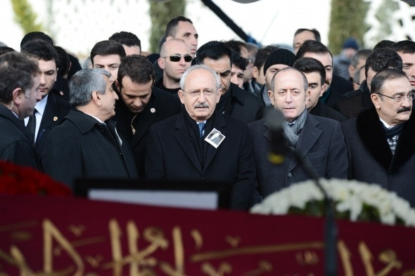 Mustafa Koç Osmanlı Sancağı ile uğurlandı