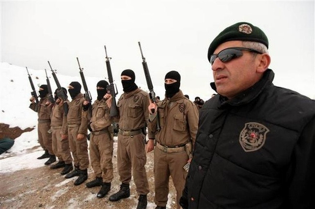 Özel harekat polisleri böyle hazırlanıyor !
