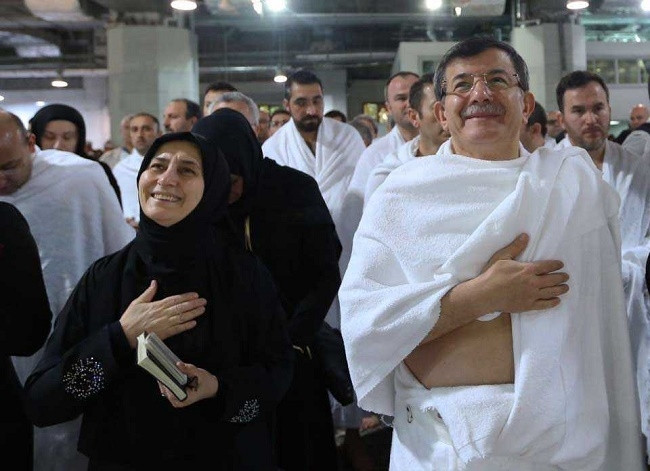 Kabe kapısı Davutoğlu için açıldı