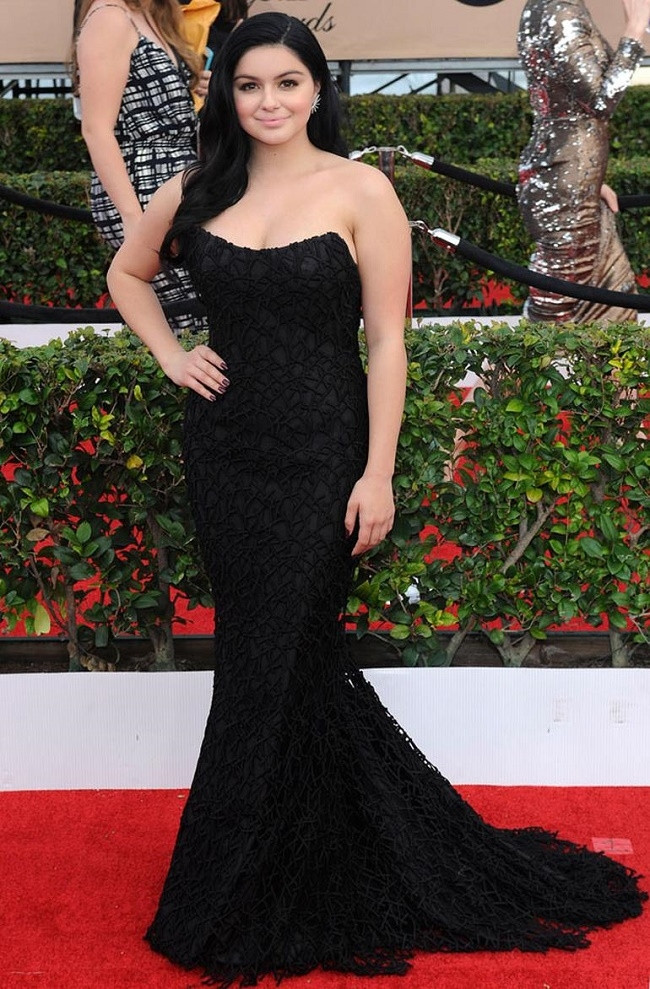 Ariel Winter ameliyat izlerine aldırmadı