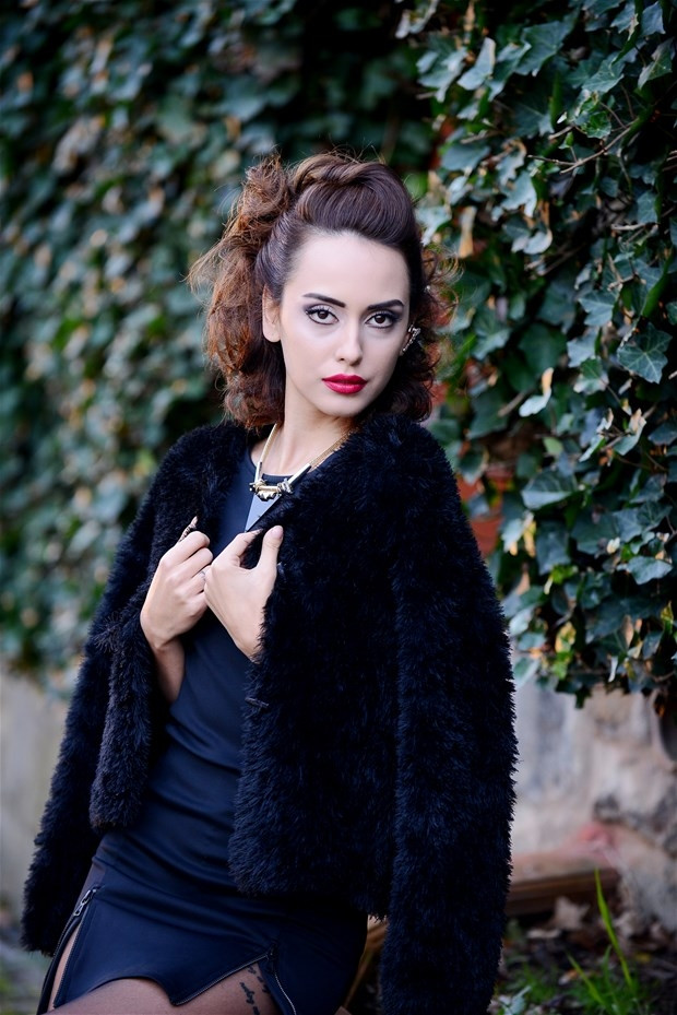 Ezgi Baran: ''Aşk uğruna oyuncu oldum''