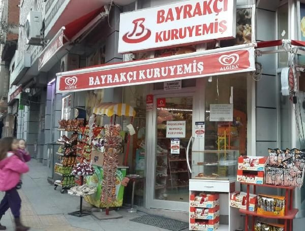 Poğaçaların parasını 2 gün sonra bir not yazarak bıraktı