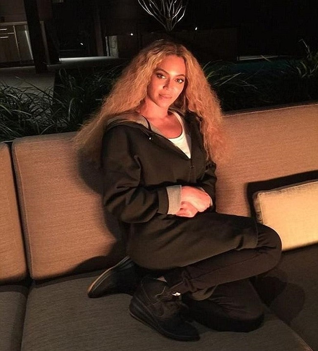 Beyonce Super Bowl için malikane kiraladı