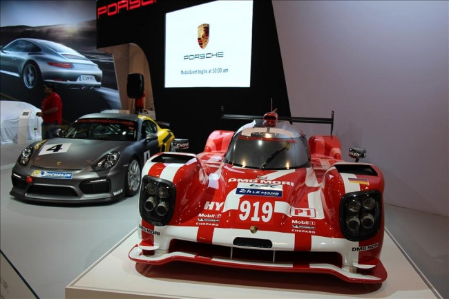 Kanada Autoshow 2016 fotoğrafları nefes kesiyor!