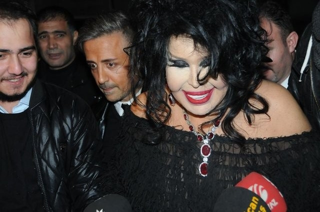 Bülent Ersoy: Hala kız oğlan kızım