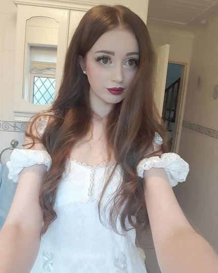 Farklı güzelliği ile Instagram'ın favorisi oldu