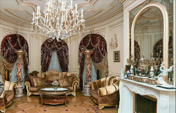 Başsavcının milyon dolarlık evi