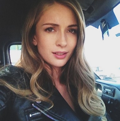 Yasemin ALLEN kimdir?