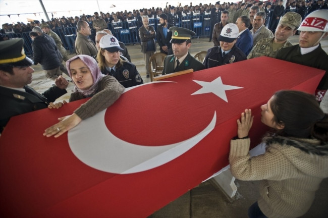Mardin şehinin cenazesinde gözyaşları sel oldu !