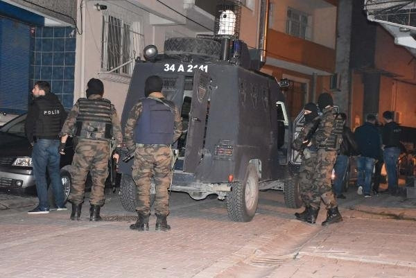 Zeytinburnu ve Okmeydanı'nda terör operasyonu