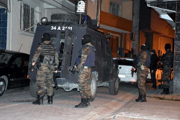 Zeytinburnu ve Okmeydanı'nda terör operasyonu