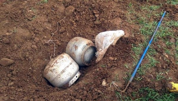 Silvan'da PKK'nın cephaneliği ele geçirildi