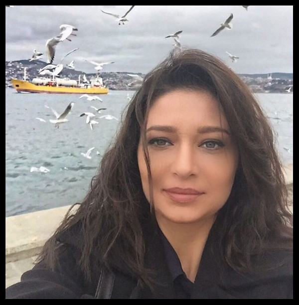 Paramparça'da neler oluyor ?