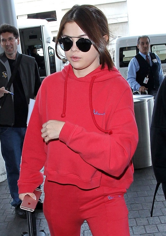 Selena Gomez hayranlarını şaşırttı