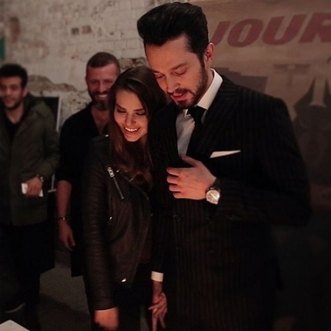 Aslı Enver'den Murat Boz'a doğum günü sürprizi
