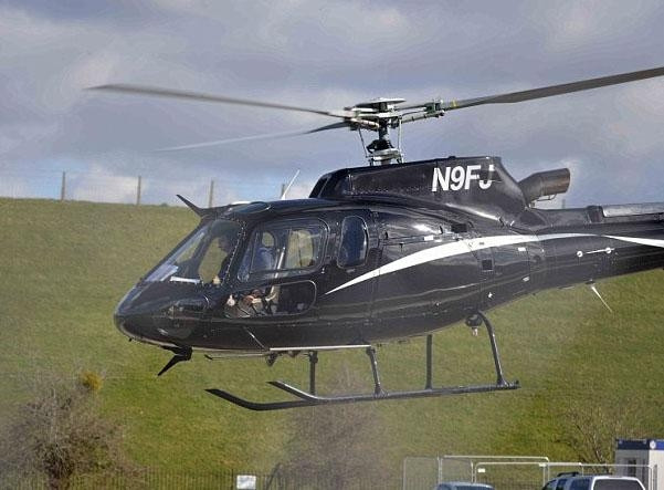 İşte uçak ya da helikopter kullanan ünlüler