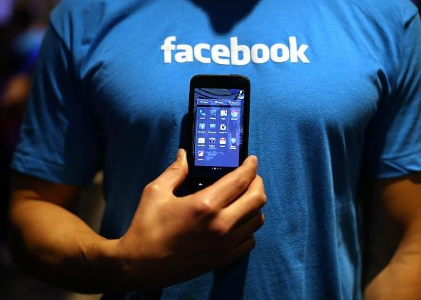 Facebook Lite indirme rekoru kırdı !