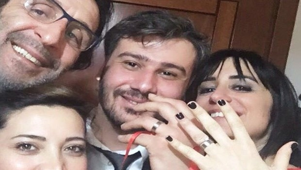 Cem Özer'in kızı Cemre Özer nişanlandı