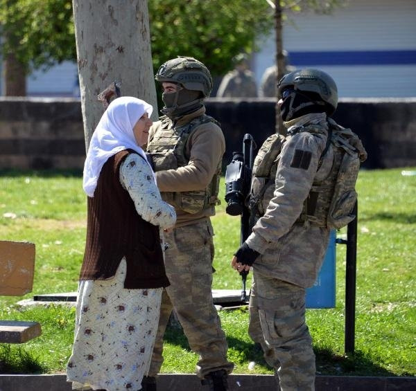 Bağlar'da PKK'ya darbe: 15 terörist öldürüldü