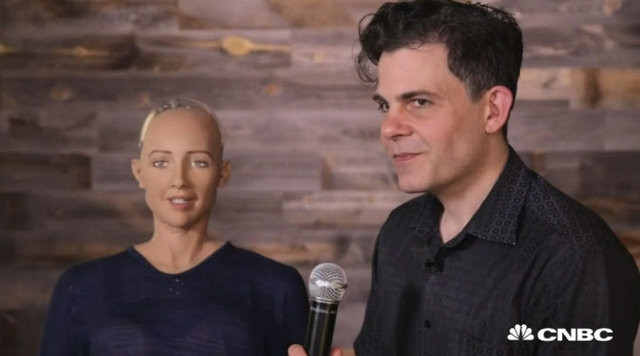 İnsana en çok benzeyen robot: Sophia