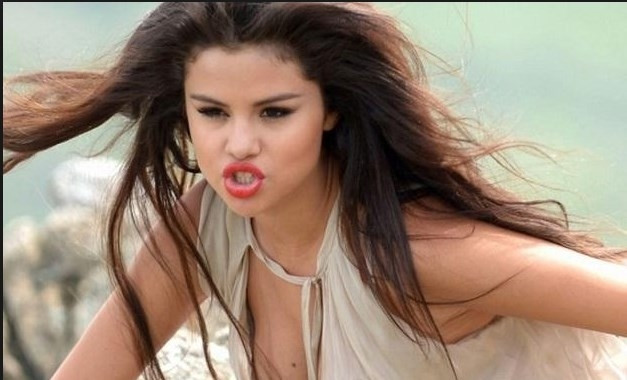 Selena Gomez Instagram'ın yeni kraliçesi oldu