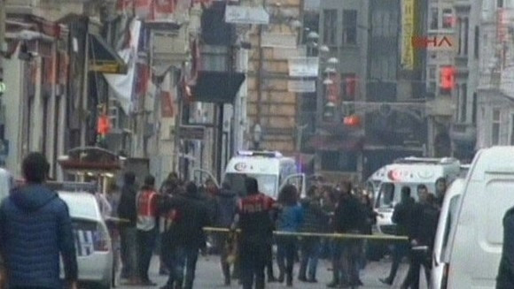 İstiklal Caddesi'nde patlama: 5 ölü İşte ilk görüntüler