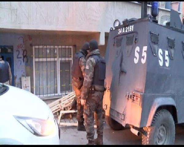 İstanbul'da sabaha karşı terör operasyonu !