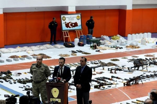 PKK'nın mühimmatları spor salonuna sığmadı