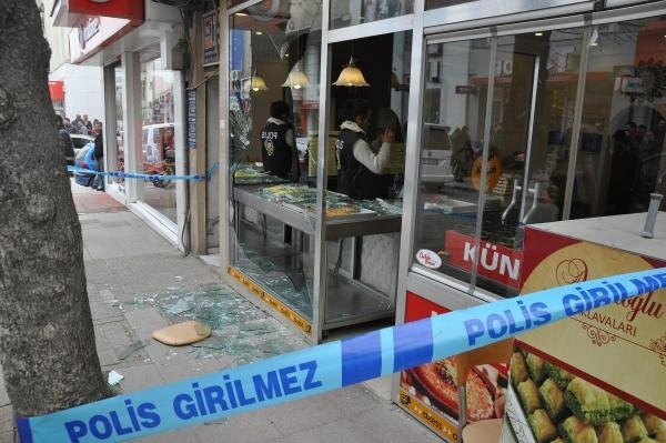 Aranan teröristin amcasına saldırı