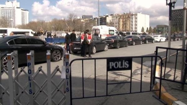 Taksim'de Erdoğan hareketliliği