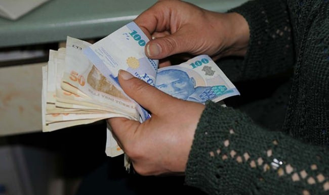 İstifa edene de maaş verilecek ! İşte şartlar..