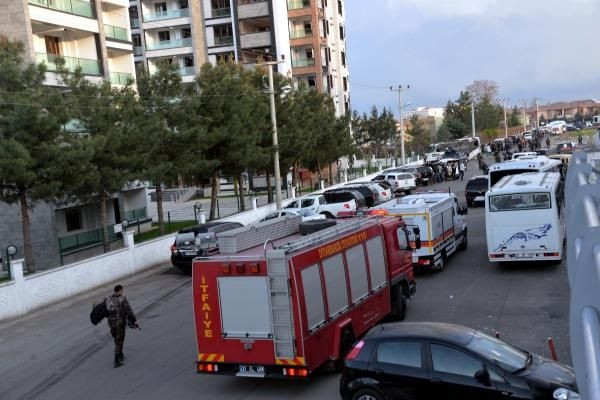 Diyarbakır'da bombalı saldırıdan ilk görüntüler