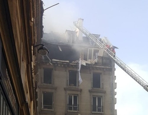 Paris'te büyük patlama