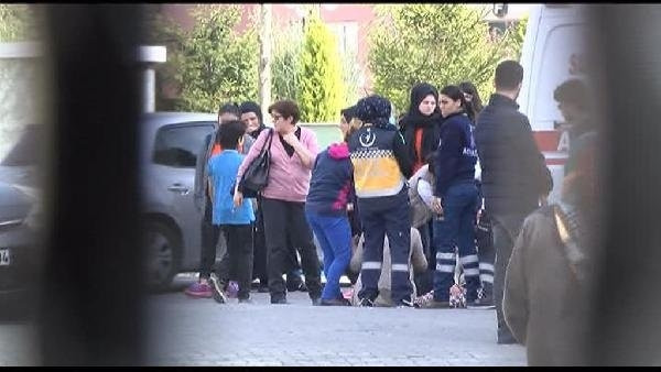 İstanbul'da 2 polis evlerinde ölü bulundu