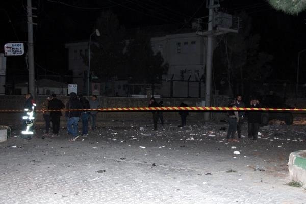 Askerlik şubesine bomba yüklü araçla saldırı
