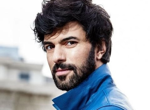 Engin Akyürek Kimdir?