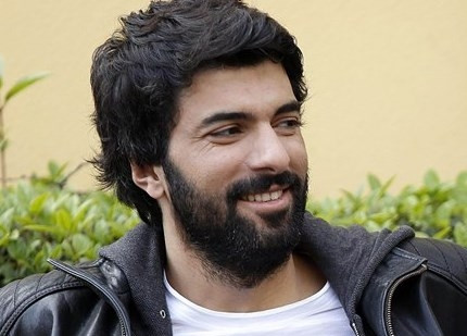 Engin Akyürek Kimdir?