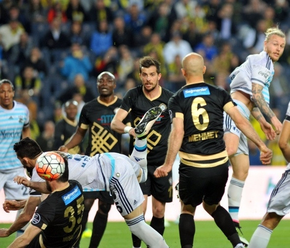 Fenerbahçe-Osmanlıspor maçından kareler