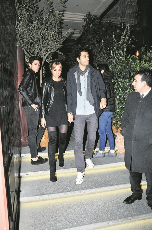 Meryem Uzerli yeni sevgilisiyle el ele görüntülendi