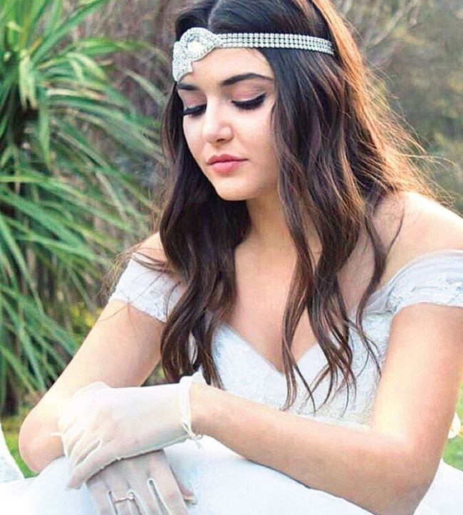 Hande Erçel ekranlara dönüyor