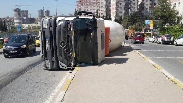 İstanbul'da yine beton mikseri kazası