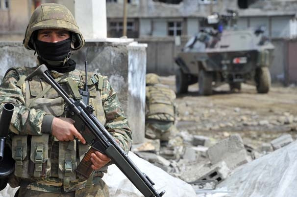 Yüksekova’da EYP'ler tek tek imha ediliyor