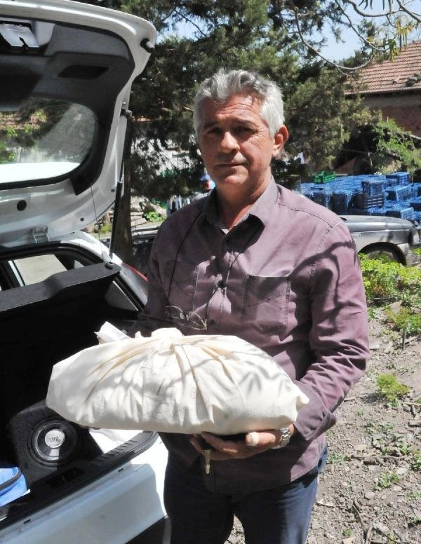 Torbada Alzheimer hastası babasının kemikleri var