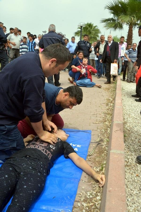 Anneden Kızına En Acı Bakış