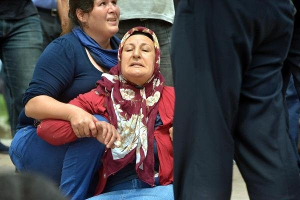 Anneden Kızına En Acı Bakış