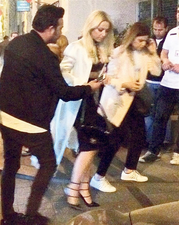 Hadise ile Ahmet Kural aşk yaşıyor !